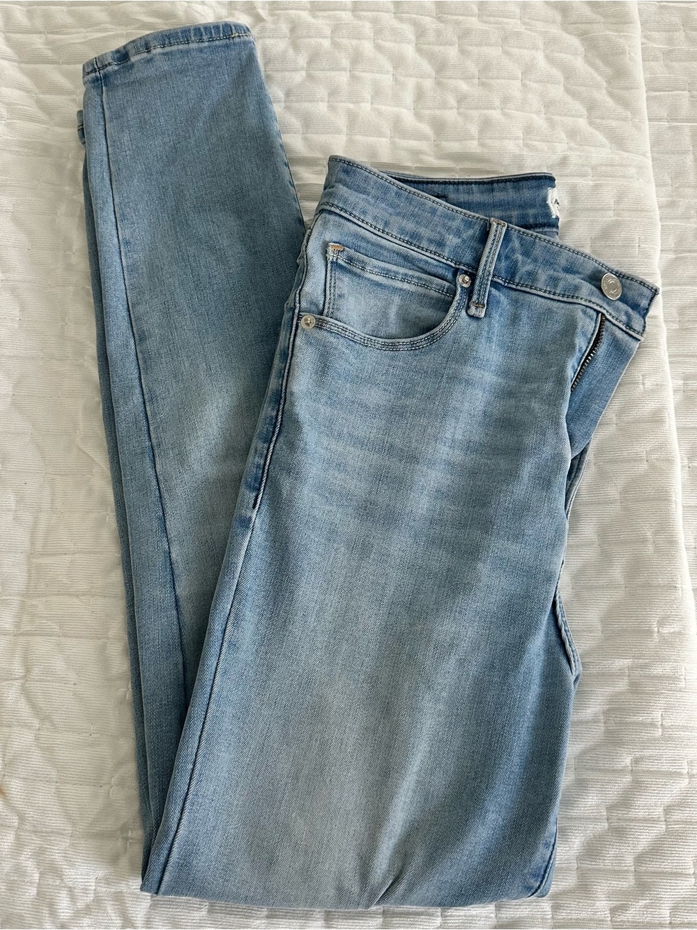 Abercrombie and Fitch Light Blue Women’s Jeans - skinny high rise size 28 / 6